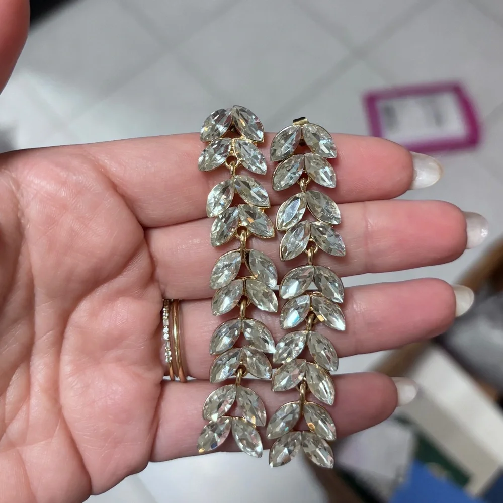 Dangle Rhinestone earrings - Picture 1 of 2